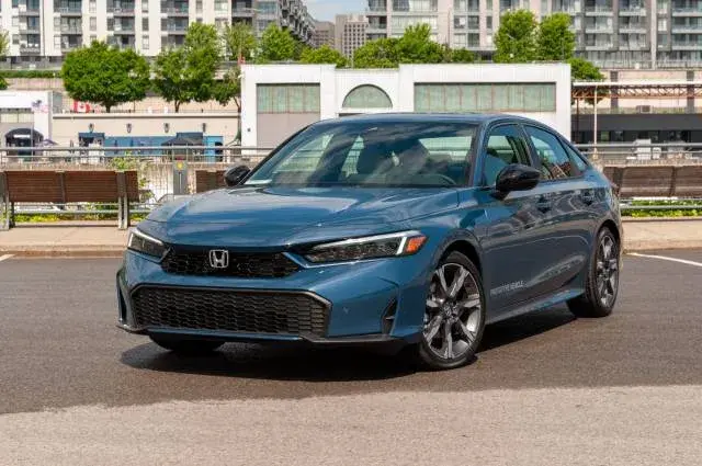 Honda Civic Hybrid 2025 - Đỉnh Cao Tiết Kiệm Nhiên Liệu Trong Phân Khúc Sedan