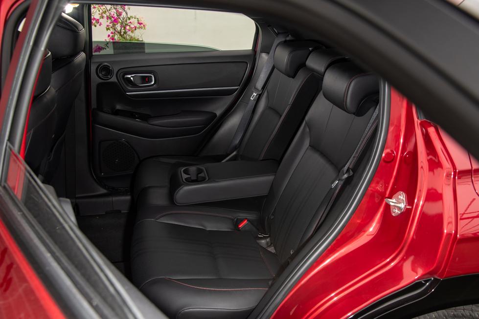 Mô tả hình ảnh tổng quan về Honda HR-V với tính năng Ghế Magic Seat.